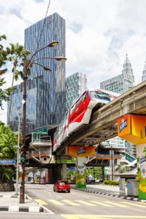 Monorail monorail at Raja Chulan public transport stop in Kuala Lumpur