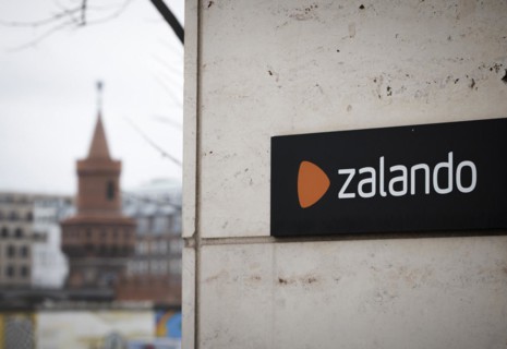 The lettering of the Zalando company at their location in Berlin. 04.02.2022.