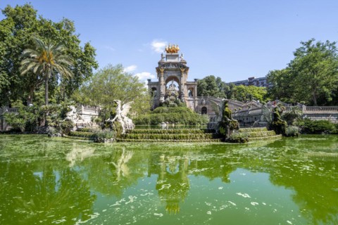 Fountain Font de la Cascada with waterfall and fountain