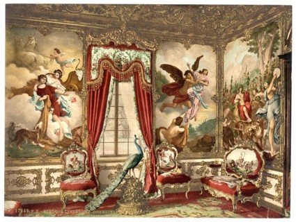 The tapestry wallpaper in Linderhof Palace