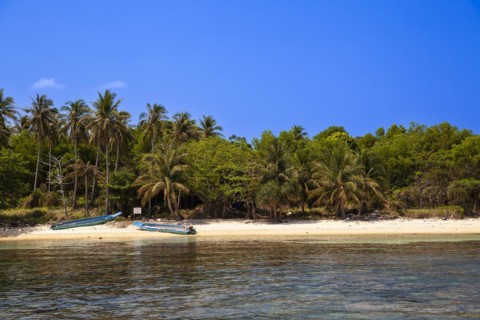 Lonely beach Hon Ron