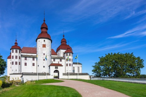 View of baroque Laeckoe Castle on Kallandsoe in Vaenern in Vaestergoetland