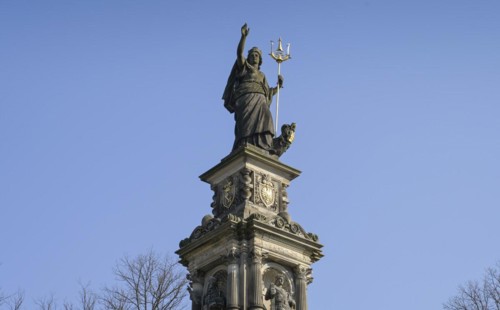 Female figure of Hansa