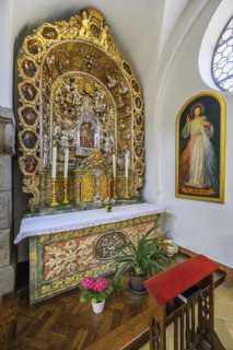 Side altar with black Madonna