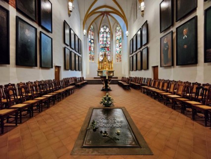 St. Thomas Church with the tomb of Johann Sebastian Bach