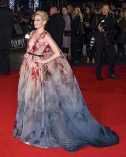 Elizabeth Banks
