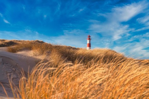List-Ost lighthouse on the elbow