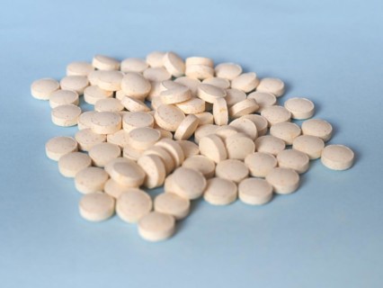 Vitamin C and D3 tablets
