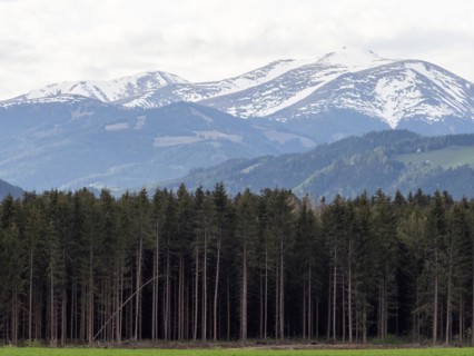 Snow-covered Alpine peaks