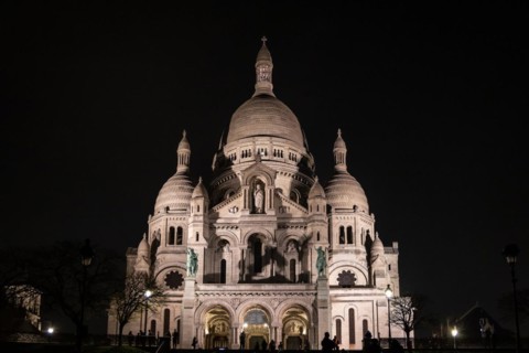 Basilica Sacre-Coeur de Montmatre by night