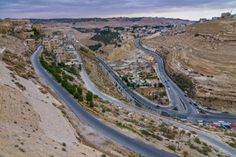 Serpentine Road in King's Canyon