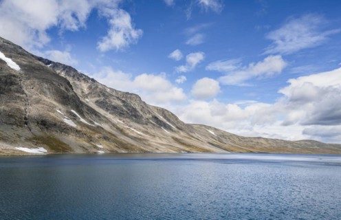 Lake Bessvatnet