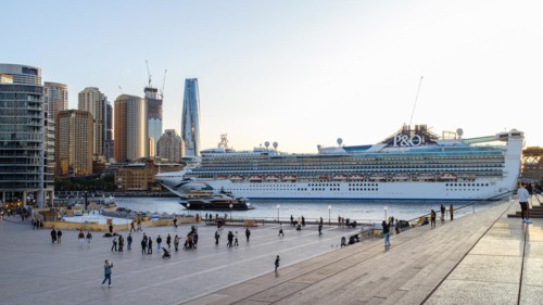 Crusie ship at Circular Quay