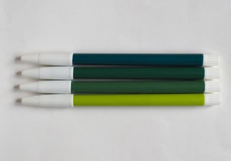 Green felt tip pen
