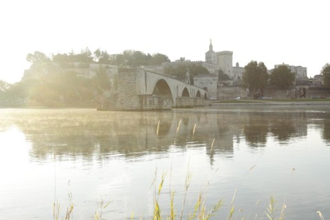 Pont St.-Benetzet at sunrise