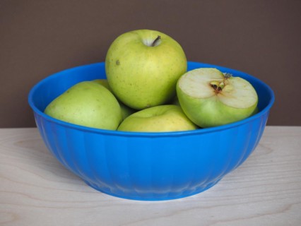 Granny Smith apple fruit food in bowl