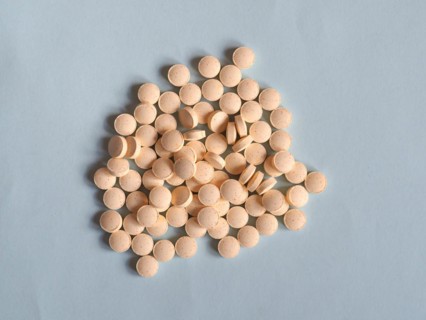 Vitamin C and D3 tablets