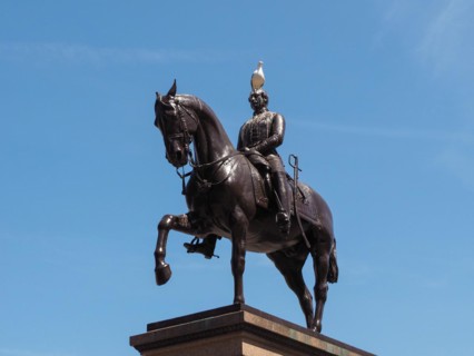 Prince Albert monument in Glasgow