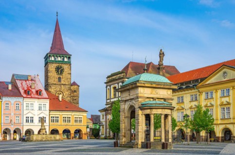 Picturesque historic arbour houses