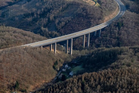 Traffic jam on the section of the BAB 45 just in front of the Rahmede viaduct. The bridge is closed to all traffic due to damage. North Rhine-Westphalia