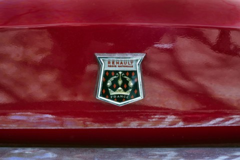 Logo of the Renault Caprio Floride S