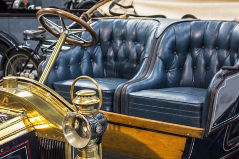 Kerosene oil headlamp of 1909 Renault Type AX