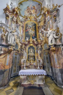 Side altar