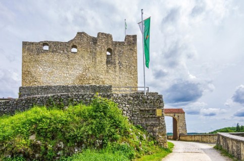 Medieval castle ruins of Derneck in the Great Lauter Valley in the Swabian Alb