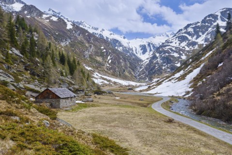Alpine hut in the Ahrntal
