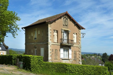 Autun. The house of the Caves Joyaux near the Roman theatre was used to protect the archaeological finds