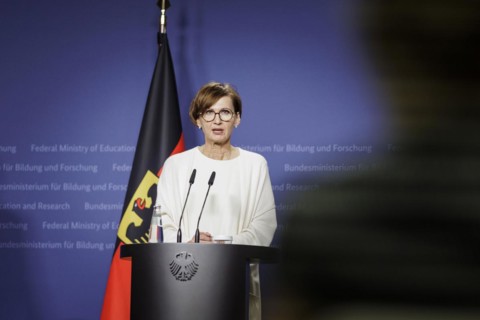 Bettina Stark-Watzinger