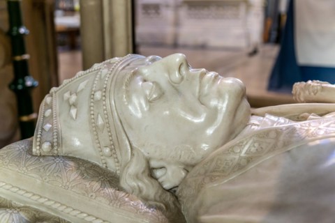 Marble effigy head ofBishop Walter Kerr Hamilton