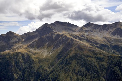 View of the Sadnig in the Asten