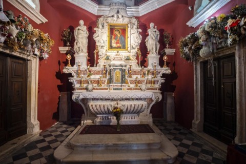 Altar