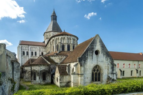 La Charite-sur-Loire. Notre-Dame church