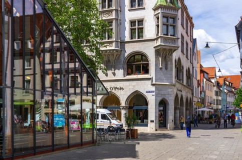 Street scene and former bank building of the Wuerttembergische Landesbank
