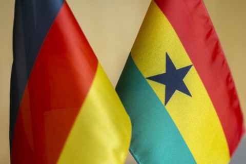 V.l. Flag Germany