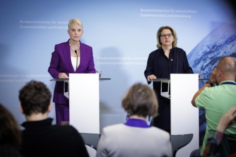 (R-L) Svenja Schulze, Federal Minister for Economic Cooperation and Development, and Cindy McCain,
