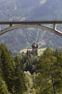 Falkenstein Castle with Tauern Railway Bridge