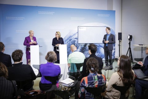 (R-L) Svenja Schulze, Federal Minister for Economic Cooperation and Development, and Cindy McCain,