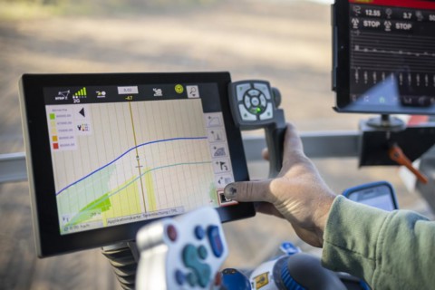 Maize sowing precision drill Vaederstad Tempo