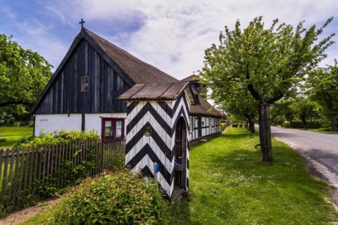 Wuschewier School and Prayer House