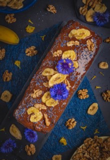 Banana bread with chocolate