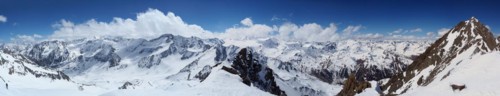 High-resolution panorama of the Ötztal Alps in spring