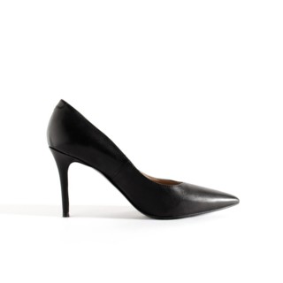 Classical black shoes