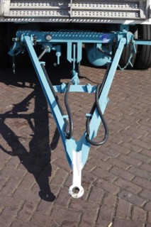 Trailer coupling on a truck trailer
