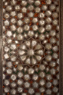 Ottoman art example of Mother of Pearl inlays