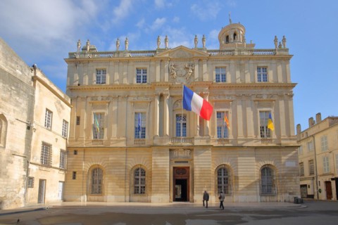 Hôtel de Ville with French National Flag