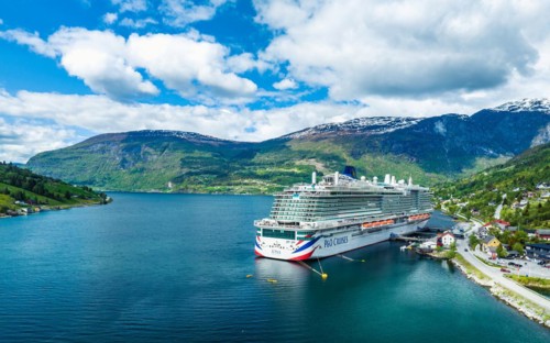IONA PandO CRUISES