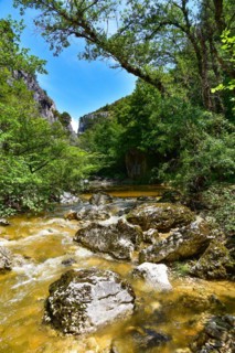 The gorge of the Calavon river near the village of Oppedettes in the Luberon nature park Park